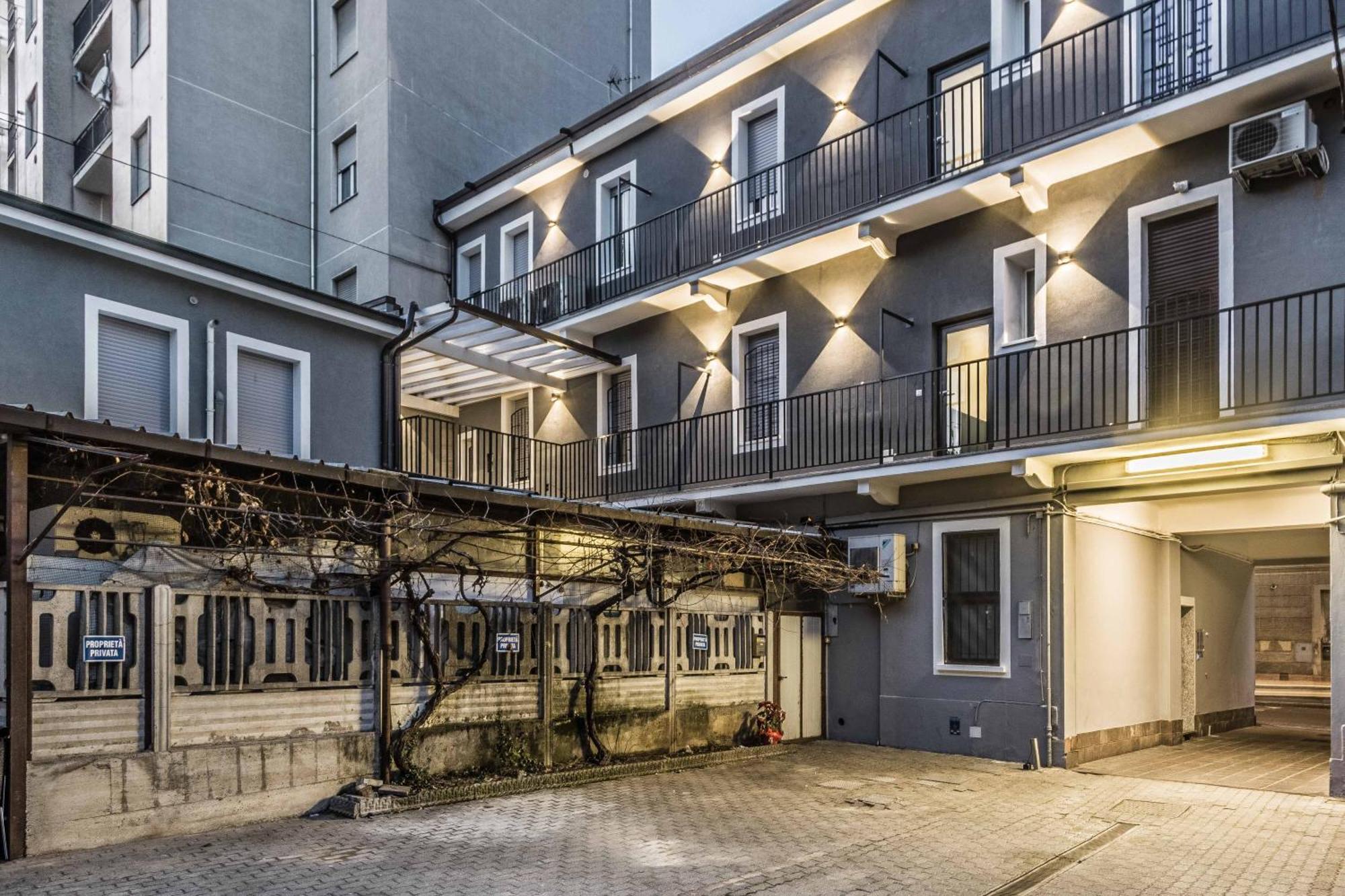La Perla Rooms Saronno Buitenkant foto